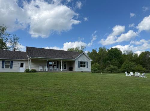 Hocking Hills Cabin 2 Bed - 2 Bath Hot Tub