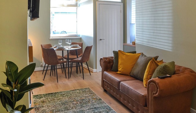 Hogarth Apartment by the Sea-UK46447