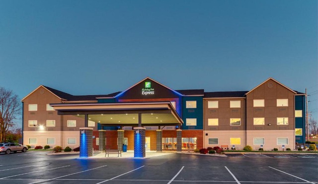 Holiday Inn Express - Cincinnati North - Monroe by IHG