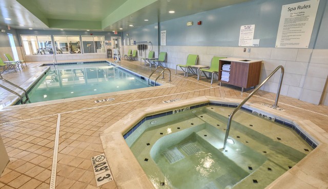 Holiday Inn Express Hotel & Suites Richwood-Cincinnati South by IHG