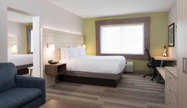 Holiday Inn Express Louisville Northeast by IHG
