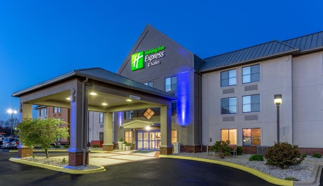 Holiday Inn Express Scottsburg by IHG