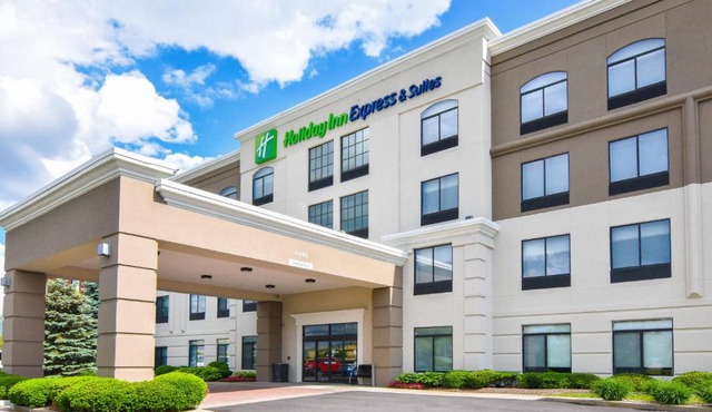 Holiday Inn Express & Suites - Indianapolis Northwest by IHG