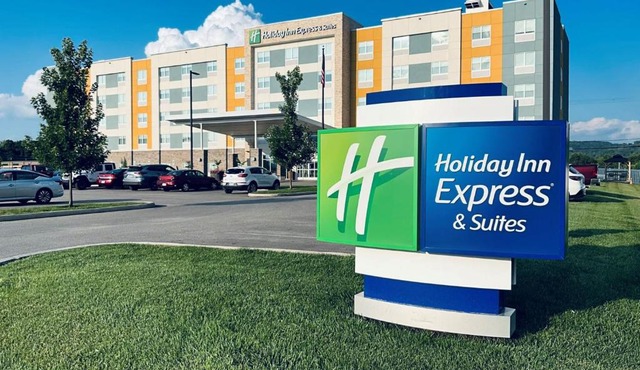 Holiday Inn Express & Suites - Moundsville by IHG