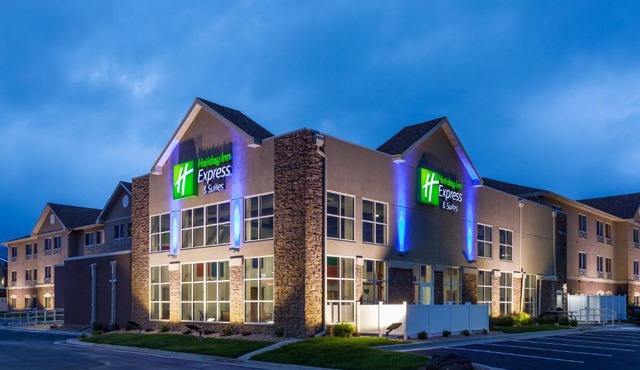 Holiday Inn Express & Suites Rapid City by IHG