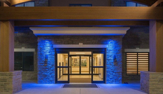 Holiday Inn Express & Suites Glendive by IHG