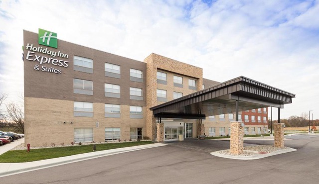 Holiday Inn Express & Suites - Auburn by IHG