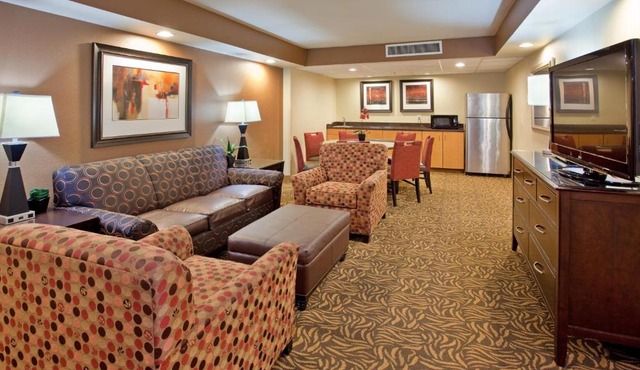 Holiday Inn Kearney by IHG