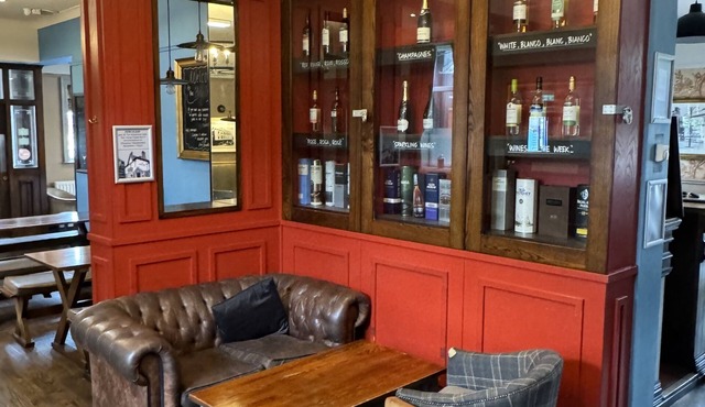 Holystone Bar and Restaurant