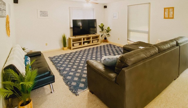 Home 0.2 miles from boat ramp with game room!
