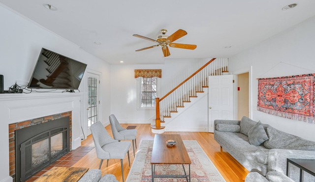 Home w/Backyard ~ 2 Mi to Downtown Lexington!