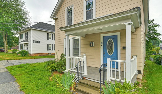 Home w/Private Hot Tub < 1 Mi to Auburn Riverwalk