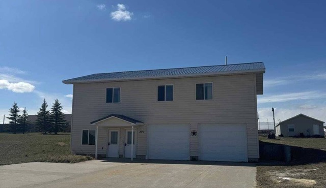 Homestead Lodge in Belfield, ND