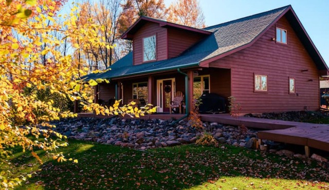 Homey cabin