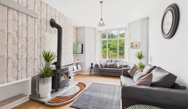 Host & Stay | Crosby House