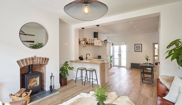Host & Stay | Fisherman's Cottage