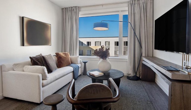 Hyatus Luxury Residences Boston Everett Marquis Collection