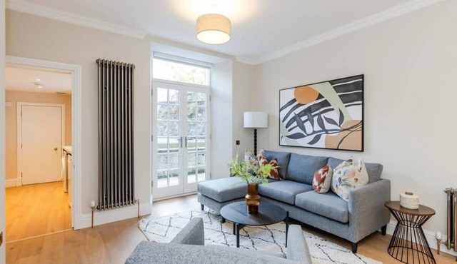 Hydra Suite - City Centre 3 Bed Luxury Apartment