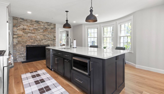 Incredible 3 Bedroom 3 Bath FULLY Renovated, Just STUNNING. Amazing Location.