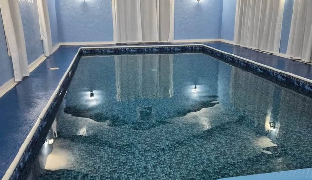 Indoor Pool & Hot Tub | Sleeps 16+