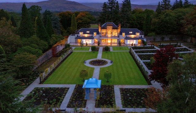 Inverlochy Castle