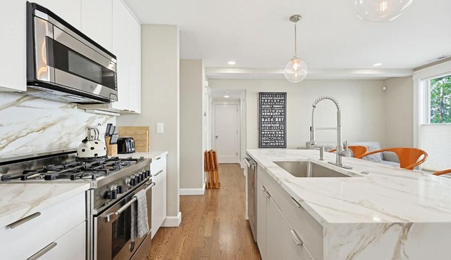 Inviting 3BR In Cambridge Walk To T & Central Sq