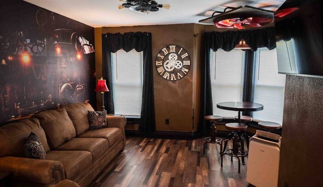 Ironworks Inn - Massillon