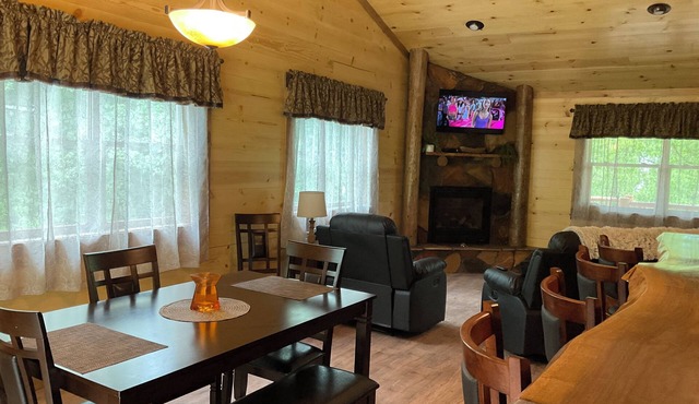 JACKSON HILL CABIN
