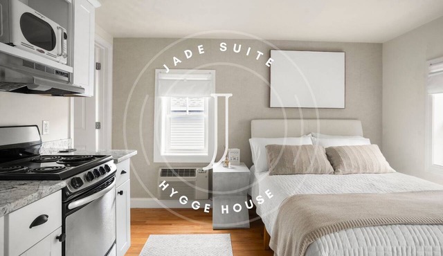 Jade Suite at The Hygge House