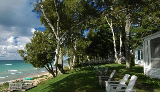 JOLLI-LODGE~Beach Resort in Leland