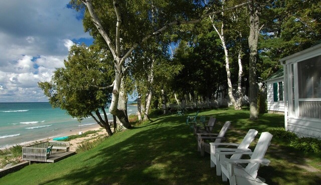 JOLLI-LODGE~Beach Resort in Leland