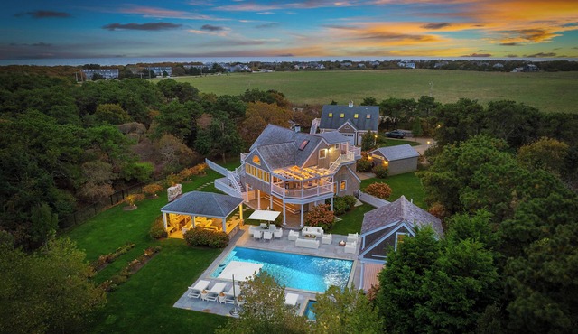 Katama Retreat with Pool, Hot Tub & Coastal Luxury Near South Beach