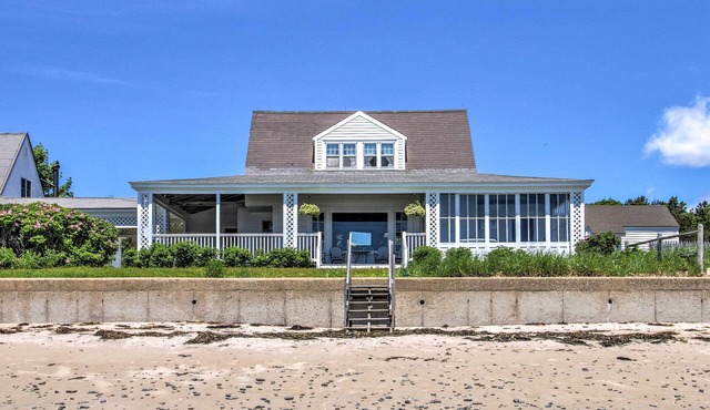 Kennebunk Cottage w/Private Beach & Ocean Views!