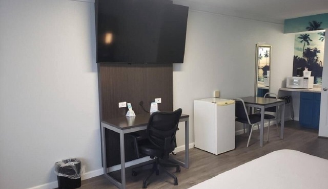 King Accessible Non Smoking at Envi Boutique Hotel