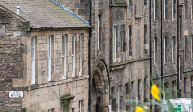 Kings Stables, Grassmarket - Sleeps 4 guests