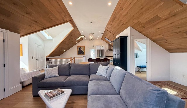 Kittery Cove | Luxe, Views, Walk to Portsmouth