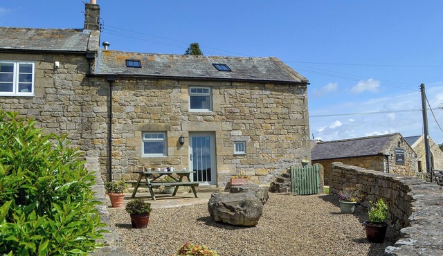 Knoppingsholme Stable