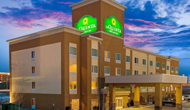 La Quinta Inn & Suites by Wyndham Dickinson