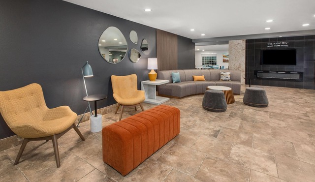 La Quinta Inn & Suites by Wyndham Minot