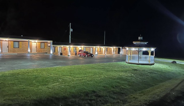 Laci's Country Inn