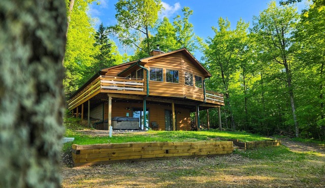 Lake Cabin · Hot Tub · Fire Pit · EV
