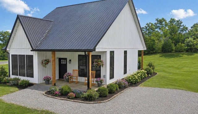 Lake Escape - Welcome to our peaceful 3-bedroom lake house.