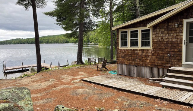 Lake Front Cabin on the Upper Range Pond