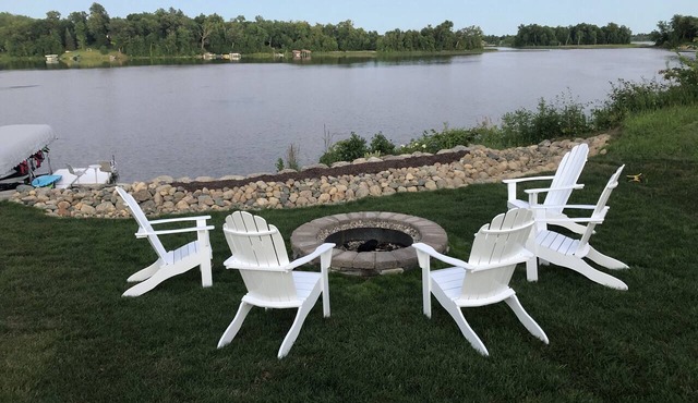 Lake Home Guest Suite
