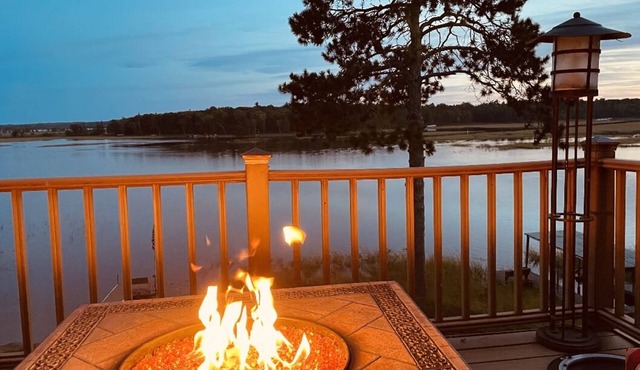 Lake House With Beautiful Views Near Walker Bay