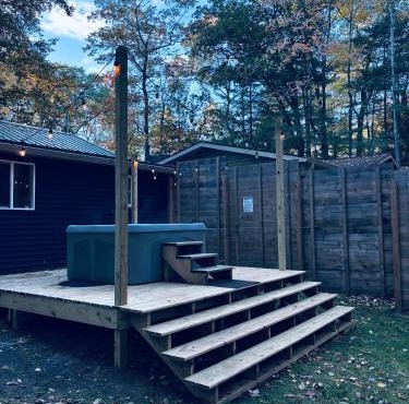 Lake Huron Lady of the Lake Cabin w HotTub
