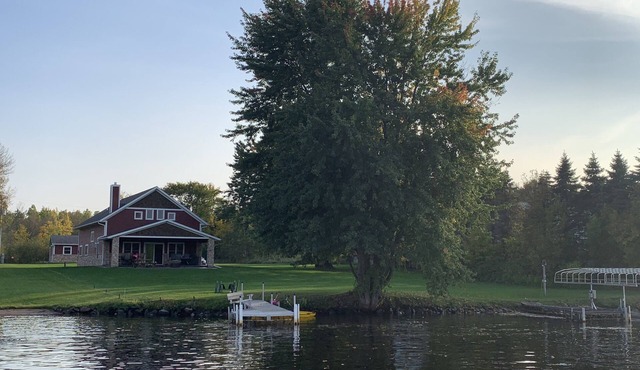Lake Lover's Dream!
