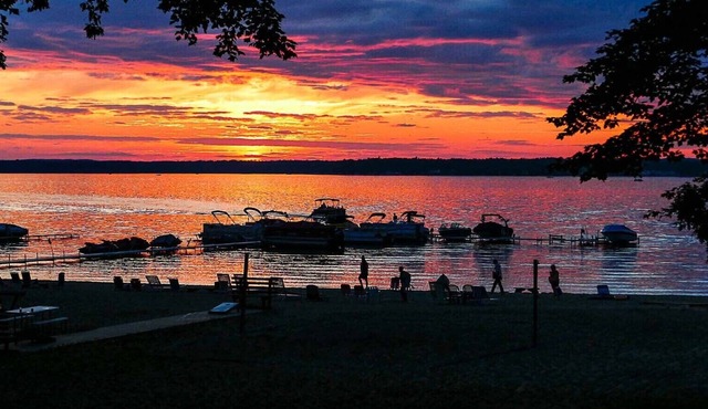 Lake Missaukee Beach Home in Lake City