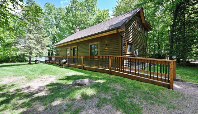 Lake Namakagon Getaway for Boating, Fishing & Trail Riding