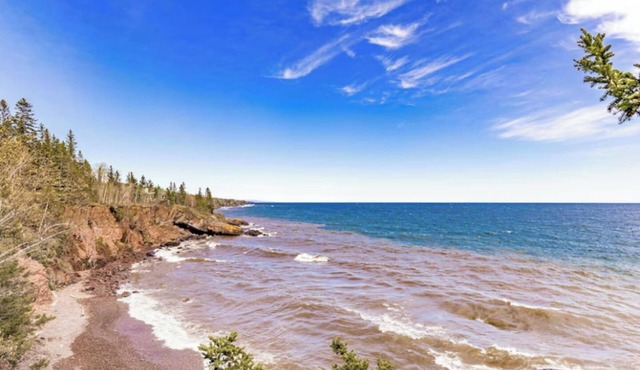Lake Superior 3BR Condo with Stunning Views!